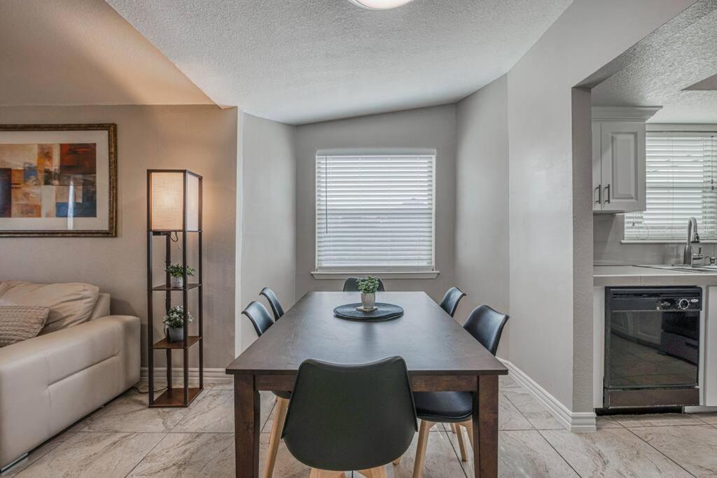 The Hummingbird Sunset Home, West Side 엘패소 외부 사진