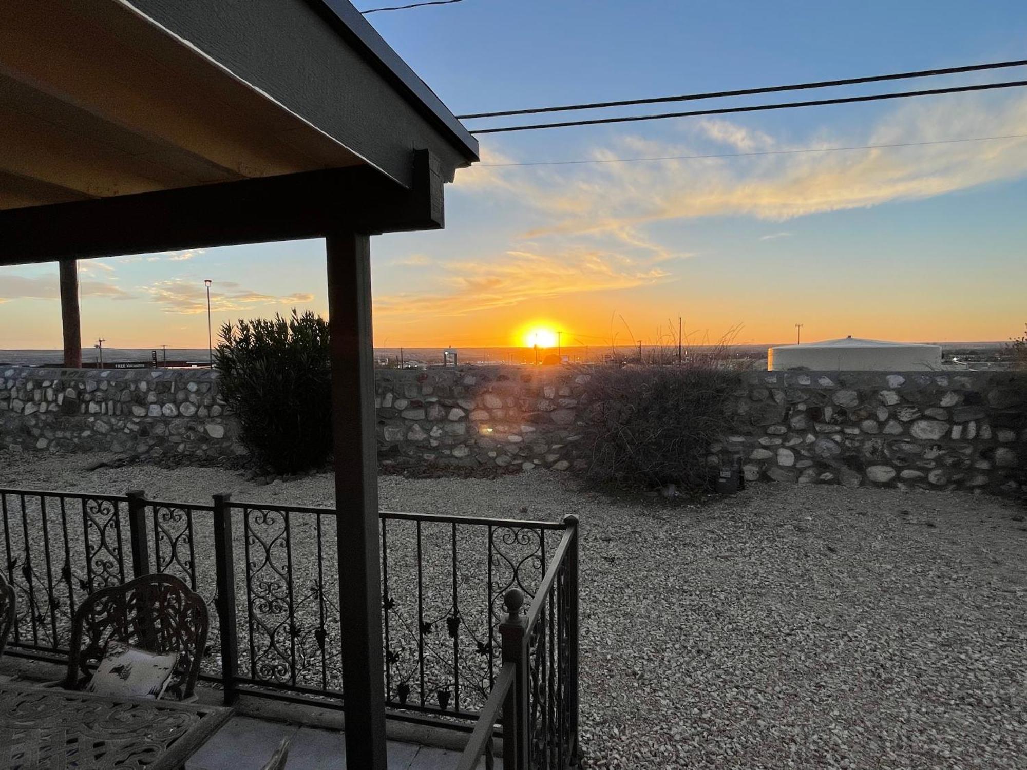 The Hummingbird Sunset Home, West Side 엘패소 외부 사진